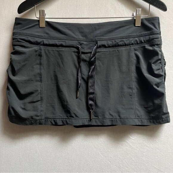 Lululemon Athletica black tennis skirt skort Sz 10 - Picture 1 of 8